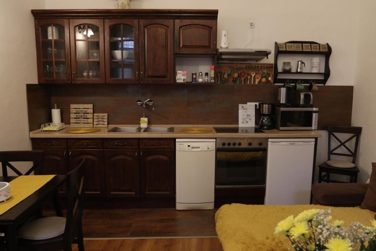 Hedi Apartman Mişcolţ Exterior foto